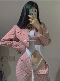 陈佩奇 1